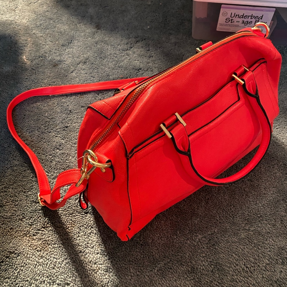 Crossbody bag